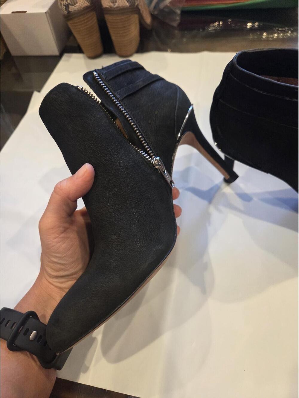 EUC Coach Daphney Black Suede Stiletto Ankle Booties Size 7.5 - Picture 12 of 15